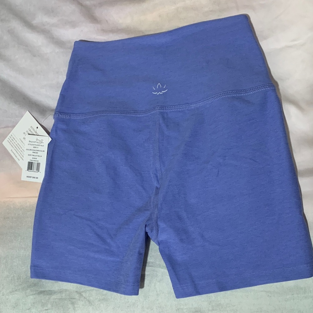 Beyond Yoga Spacedye Keep Pace 3" Short in Periwinkle NWT